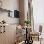 Elegant - 1br- 4p- Trocadero Apartment